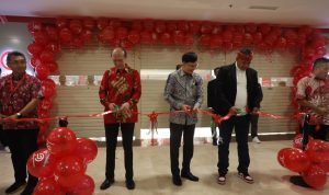 Dukung Produk dalam Negeri, Tri Adhianto Hadir Pembukaan Ritel Matahari Revo Town